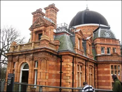 Où se trouve l'observatoire principal royal ?