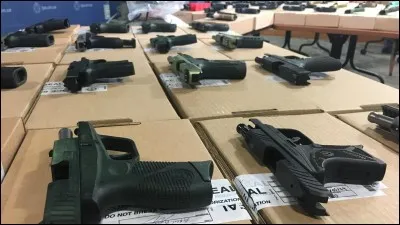 Quel ministre de la Justice français a obtenu le vote de l'abolition de la peine de mort ?