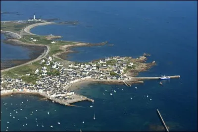 Par quelle famille a été reprise l'académie en 1957 ?