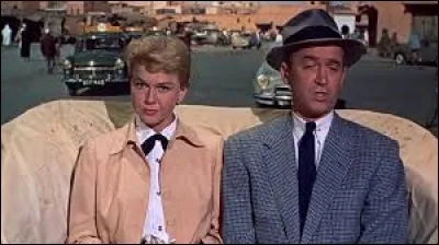 Qui a réalisé "L'Homme qui en savait trop" ?