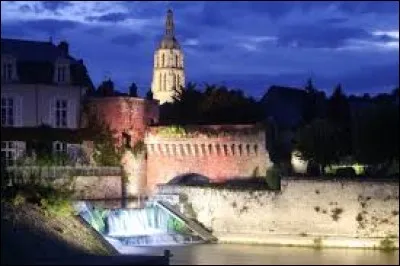 La ville de Vendôme est une préfecture.