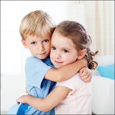 Avec qui aimes-tu regarder un film ?