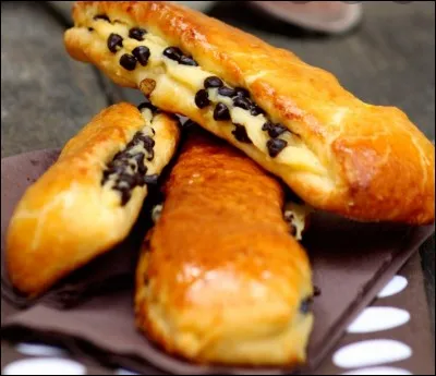 Il y a aussi des raisins secs.