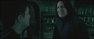 Completez la phrase du professeur Rogue quand ce dernier parle à Harry lors de la leçon l'occlumancie 
Rogue : Vous êtes comme votre père ..... !