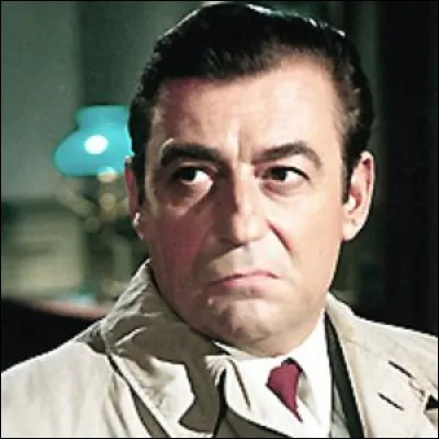 Il a joué des commissaires, dans "le Samouraï" et dans "Police Python 357", le procureur dans "Z", un patron de boîte de nuit dans "Le Cercle rouge" : c'est ...