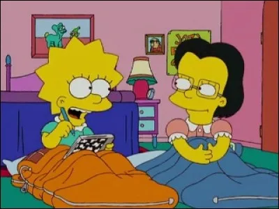 Quel est le nom du livre racontant une histoire imaginaire écrit par Lisa et son amie Juliette ?