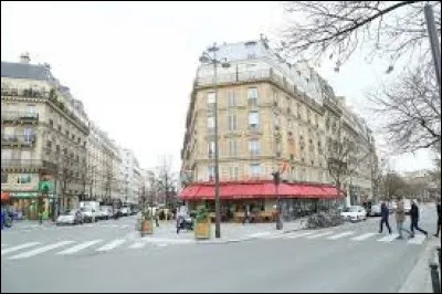 Dans le 17e arrondissement de Paris, combien de quartiers administratifs y a-t-il ?