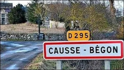Petit village Gardois de 19 habitants, Causse-Bégon se situe en région ...