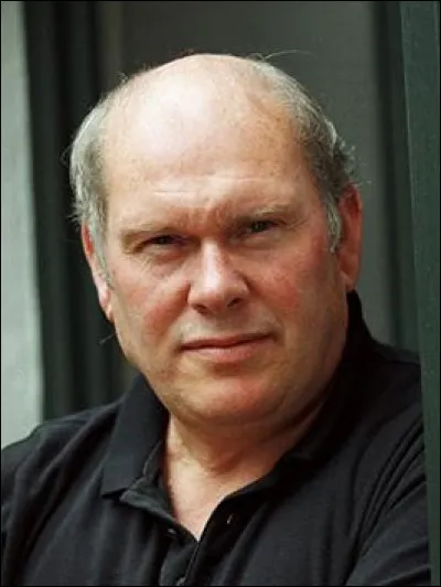 Il était l'adjudant chef Santoni dans "R.A.S." d'Yves Boisset ; on l'a vu ensuite dans "Adieu poulet", "La Carapate", "Flic ou voyou", "Les Ripoux" : c'est ...