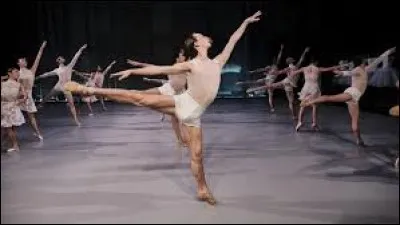 Qui a chant&eacute; "Et tu danses avec lui" ?