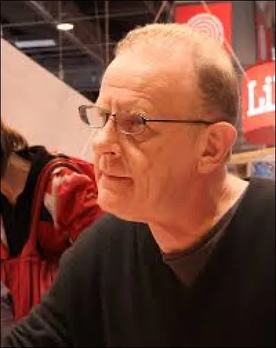 Quel homme a &eacute;crit "Entrez dans la danse" en 2018 ?