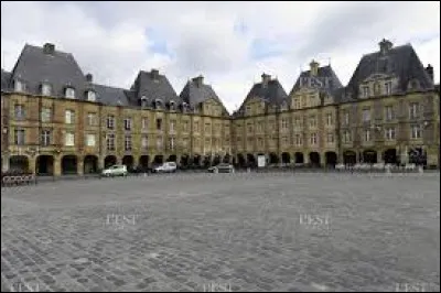 Cette ville, de l'ancienne région Champagne-Ardennes, a été créée en 1606, par Charles de Gonzague, duc de Nevers et de Rethel, pour en faire la capitale de sa nouvelle principauté. C'est ...