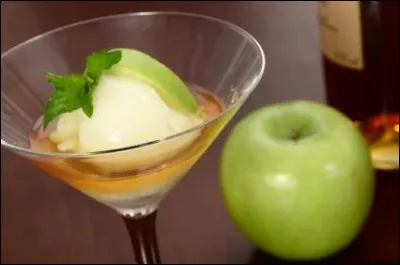 Quel est le nom de ce trou gastronomique composé d'un sorbet aux pommes arrosé de ratafia ?
