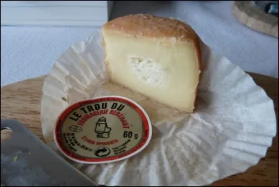 Quel est le nom de ce fromage de Bourgogne au lait de vache pasteurisé ?