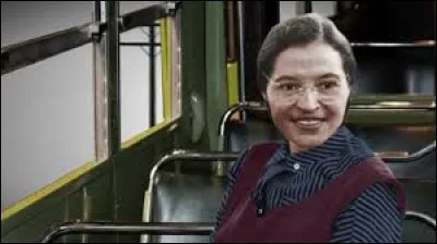 Rosa Parks est devenue célèbre pour avoir refusé de céder sa place à un passager blanc dans un autobus à Montgomery aux Etats-Unis : en quelle année eut lieu cet acte militant ?