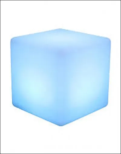 De combien d'arêtes se compose un cube ?