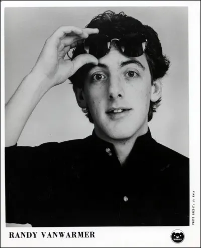 &Agrave; quel fr&egrave;re Gibb groupe des Bee Gees &eacute;tait-il compar&eacute; sur la chanson "The One Who Loves You" ?