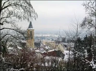 Comment appelle-t-on les habitants de Cormeilles-en-Parisis (Val-d'Oise) ?
