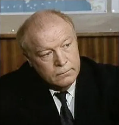 Il était le commissaire Fanti dans "Borsalino", le président des Assises dans "L'Affaire Dominici" et Victor Verbruck, le maire dans "Le Corps de mon ennemi" : c'est ...