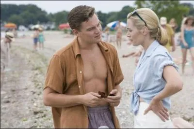Dans ce film, qui se droule dans les fifties, on peut voir Leonardo DiCaprio et Kate Winslet aller sur la plage de Sasco Beach ou encore emprunter le Naugatuck Valley Railroad... Le titre est ...