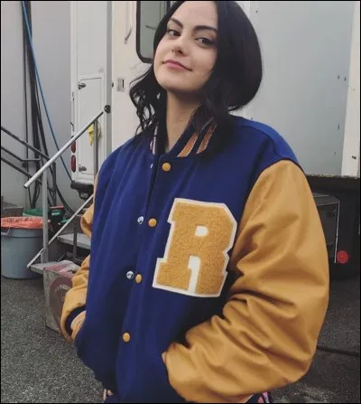 Qu'arrive-t-il à Veronica à la saison 3 ?