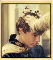 Quel est le titre qui lui est donn lors de son couronnement ?