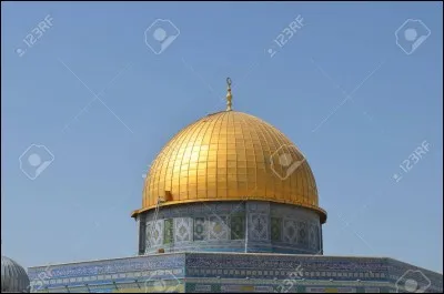 "Ô Jérusalem" est interprété par Richard Berry.