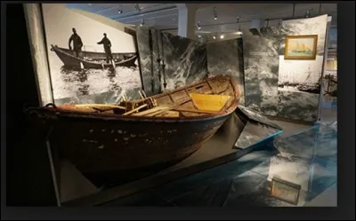 Quel est ce musée situé dans une ancienne sécherie de morue au cur d'un port et qui abrite les collections de deux anciens musées : le musée des Terres-Neuvas et de la Pêche, et le Musée des Arts et de l'Enfance ?