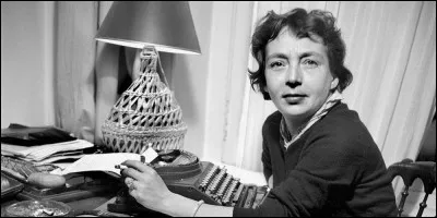 Quelle Marguerite est l'auteure du scénario publié "Hiroshima mon amour" ?