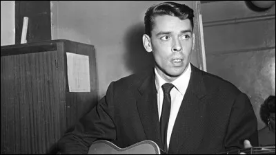 Lequel de ces prénoms féminins n'a pas été chanté par Jacques Brel ?