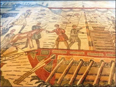 Voici la "Villa Romana del Casale", ancienne maison d'un riche sénateur et marchand romain aujourd'hui classée à l'UNESCO. Quelle caractéristique lui vaut ce classement ?