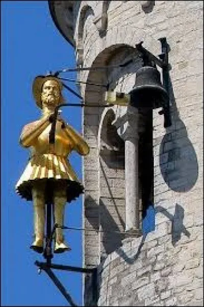 Un jacquemart est un automate qui frappe sur le timbre ou la cloche de certaines horloges.