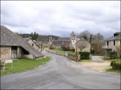 Nous sommes dans l'ancienne région Limousin, à Soudeilles. Nous nous trouvons dans le département ...