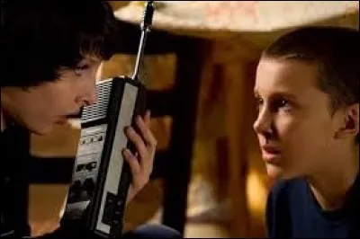 Quel garçon laisse Eleven vivre chez lui ?