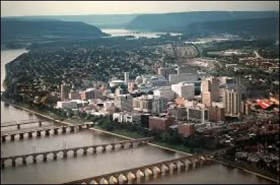 De quel Etat des Etats-Unis la ville d'Harrisburg est-elle la capitale ?