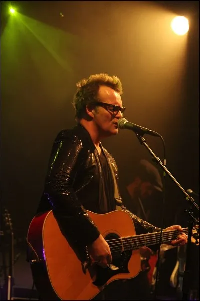 Quel nom porte le culte répandu en Mélanésie dans lequel les ancêtres vont rejoindre les vivants apportant avec eux sur un grand bateau blanc venu du ciel tous les "trésors" de l'Occident ?