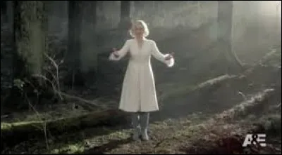 Que voit-il à ce moment-là ?