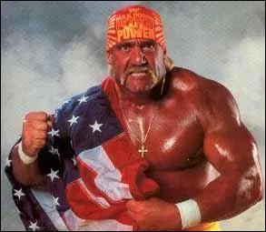 Quel est le catcheur qui dechire son t-shirt dans son entre?