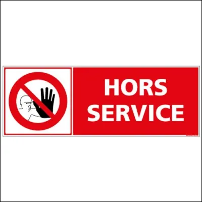 Quelle plateforme de jeux a été piratée en 2011 entraînant une suspension à l'échelle mondiale de tous ses services ?