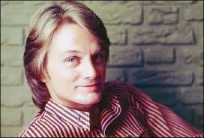 Complétez le titre de cette chanson : "Comme...