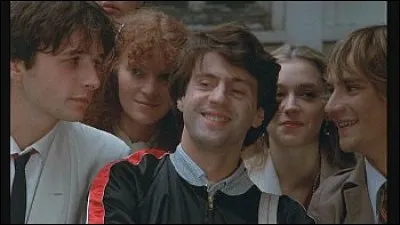 Dans la classe de terminale de quel lycée, Bebel, Julien, Caroline et Jeanne, sont-ils dans le film de Zidi "Les Sous-Doués passent le BAC ?