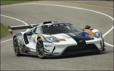 Quel est le modèle de cette Ford ?