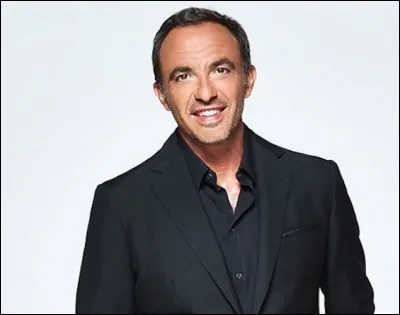 Nikos Aliagas est le présentateur de "The Voice".