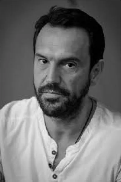 Complétez le titre de cette chanson : "Je me souviens de...