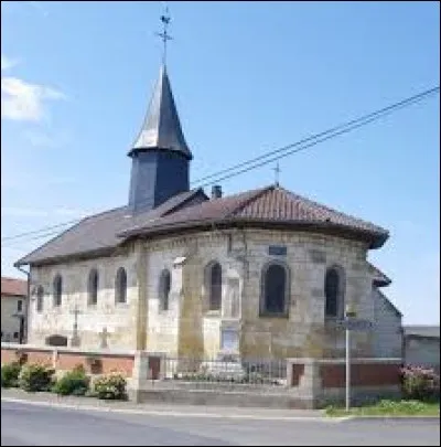 Vous avez sur cette image l'église Saint-Martin de Reims-la-Brûlée. Commune du Grand-Est, dans le Perthois, elle se situe dans le département ...