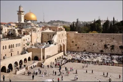 En 2017, quelle nation a officiellement reconnu Jérusalem comme la capitale d'Israël ?