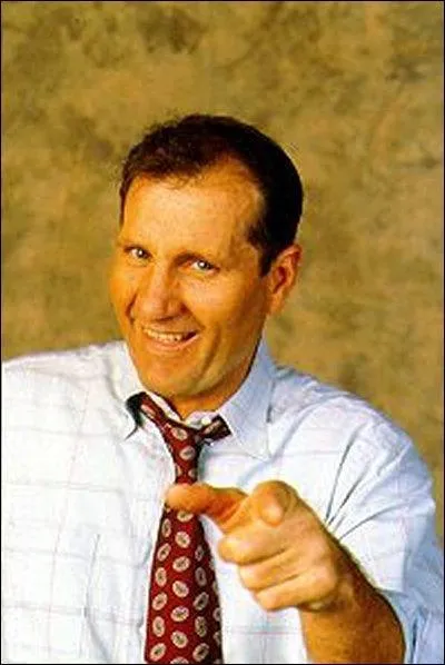 Après le rôle de Al Bundy dans 'Mariés, deux enfants', Ed O'Neill a joué le rôle de Joe Friday dans :
