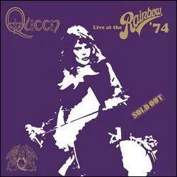 "Queen, live at the rainbow '74" (sorti en 2014) est un enregistrement des deux concerts donnés par le groupe dans cette salle mythique londonienne à leurs débuts. Quels sont les deux albums qui forment la base de leur répertoire de ces deux concerts ?