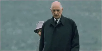 Dans quelle zone se situe la station "Charles de Gaulle - Étoile" ?