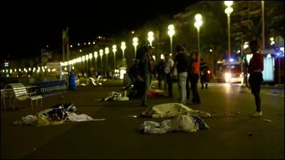 Attaque terroriste islamiste au camion-bélier, c'était l'attentat qui est survenu à Nice un 14 juillet. De quelle année ?